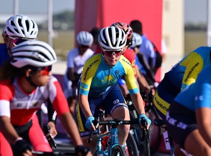 Әйел помпаларының жақыннан түсірілген порно видеоларын қараңыз