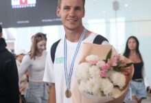 Академиялық ескек есу: әлем чемпионатындағы тұңғыш медаль — Артём Матусевич елге оралды