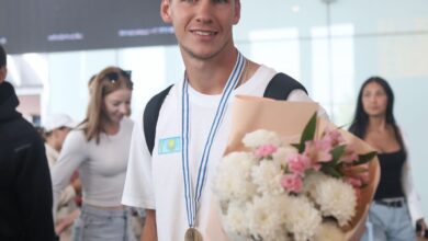 Академиялық ескек есу: әлем чемпионатындағы тұңғыш медаль — Артём Матусевич елге оралды