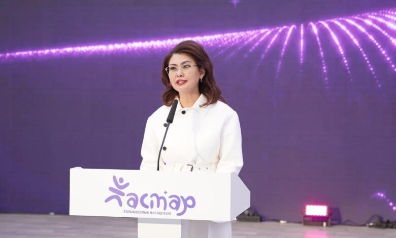 Халықаралық жастар күні: Астанада 3 мыңға жуық жас жиналды — гранттар мен концерт өтті