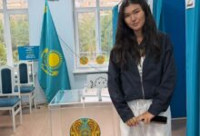 Астанада 18 жастағы тұрғын алғаш рет дауыс беріп Құрылтайға қатысты