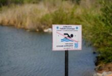 Елорда тұрғыны шомылуға тыйым салынған жерде суға түскені үшін әкімшілік жауапқа тартылды