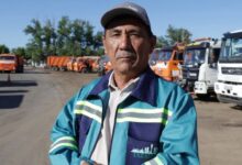Астаналық әке мен үш ұлы бір салада: қала тазалығына үлес қосады