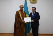 Оман елшісі сенім грамоталары көшірмелерін Қазақстан СІМ өкілінен қабылдады