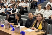 Кітап оқитын ұлт: елорданың №110 мектебінде педагогтерге әдеби зертхана өтті