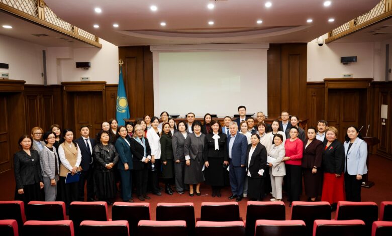Оқу-ағарту министрлігінің ғалымдар қауымдастығы «Адал азамат» бағдарламасын зерттеуге әдістемелік ұсынымдар дайындайды
