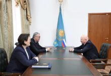 Қазақстандықтарды елге қайтару: Тілеуберді Ресейдің уақытша сенімді өкілімен кездесті