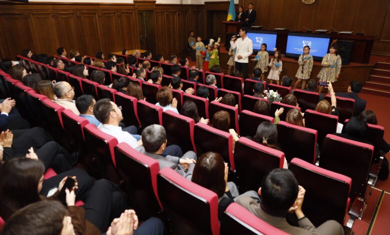 Сауда және интеграция министрлігінде Республика күніне орай салтанатты жиын өтті