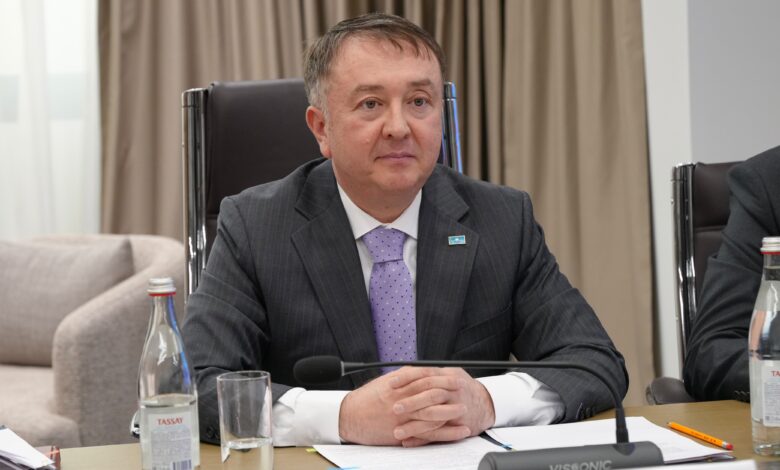 Әділет министрі Ерлан Сәрсембаев Швейцария елшісі Кристина Хонеггер Золотухинмен кездесті