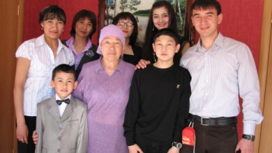 Ұстаздық: Астанада бір отбасы үш буын бойы шәкірт тәрбиелеп келеді