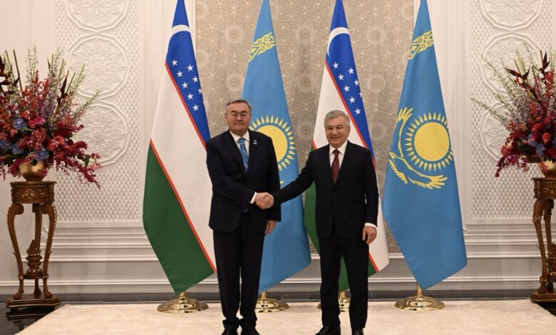 Өзбекстан Президенті Самарқанда Мұхтар Тілеубердіні қабылдады