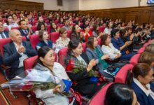 Ұлттық экономика министрлігінің қызметкерлері Республика күніне орай марапатталды