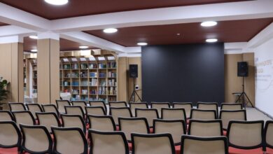 Астана түлегі өзінің мектебіне заманауи кітапхана сыйлады