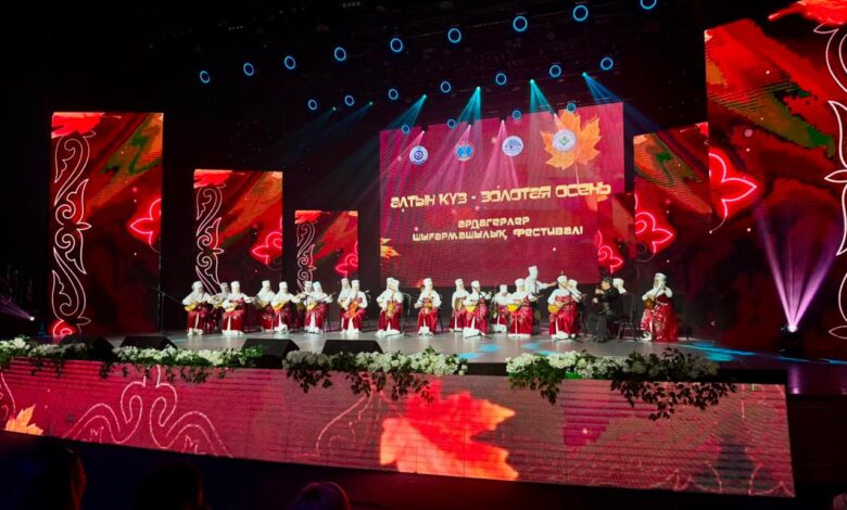 Қарттар күніне орай Астанада зейнеткерлерге мерекелік концерт өтті